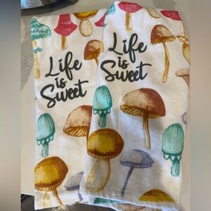 Nicole Miller mushroom dish towels